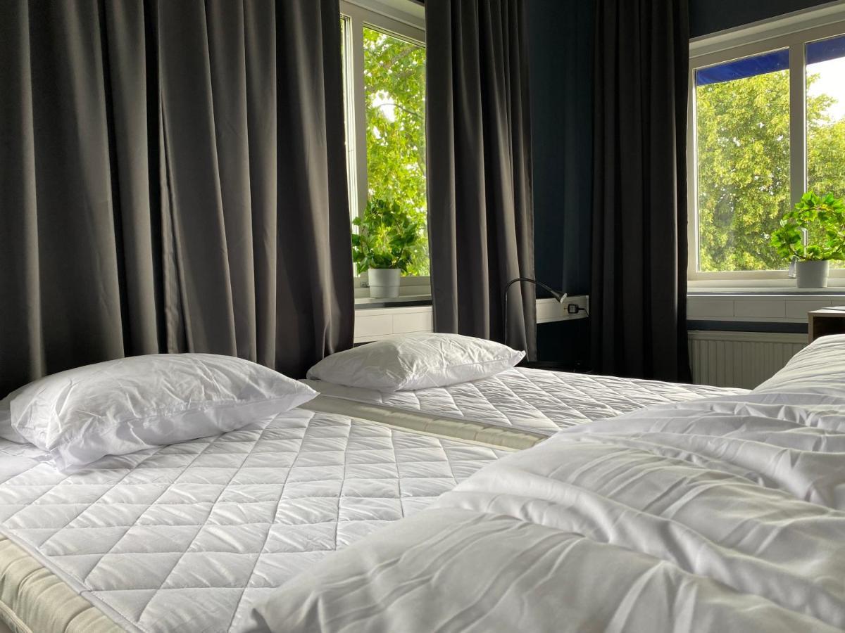 De La Gardie Park Vandrarhem Hostel Lidköping Kültér fotó